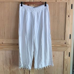 Est. 1946 white Pom Pom bottoms wide leg pants size M